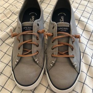 Sperry sneakers 10 M